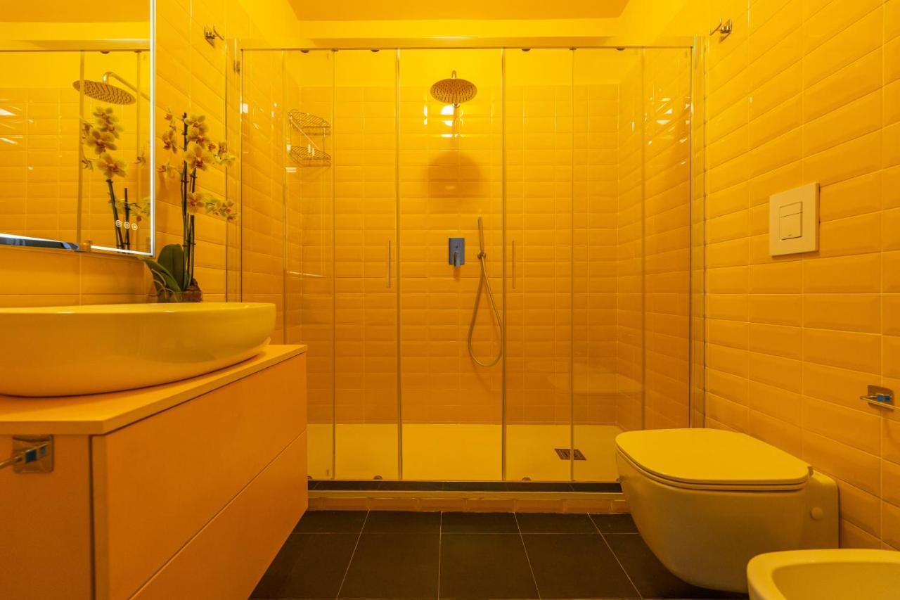 Teatro Toledo 272 Bed & Breakfast Napoli Dış mekan fotoğraf