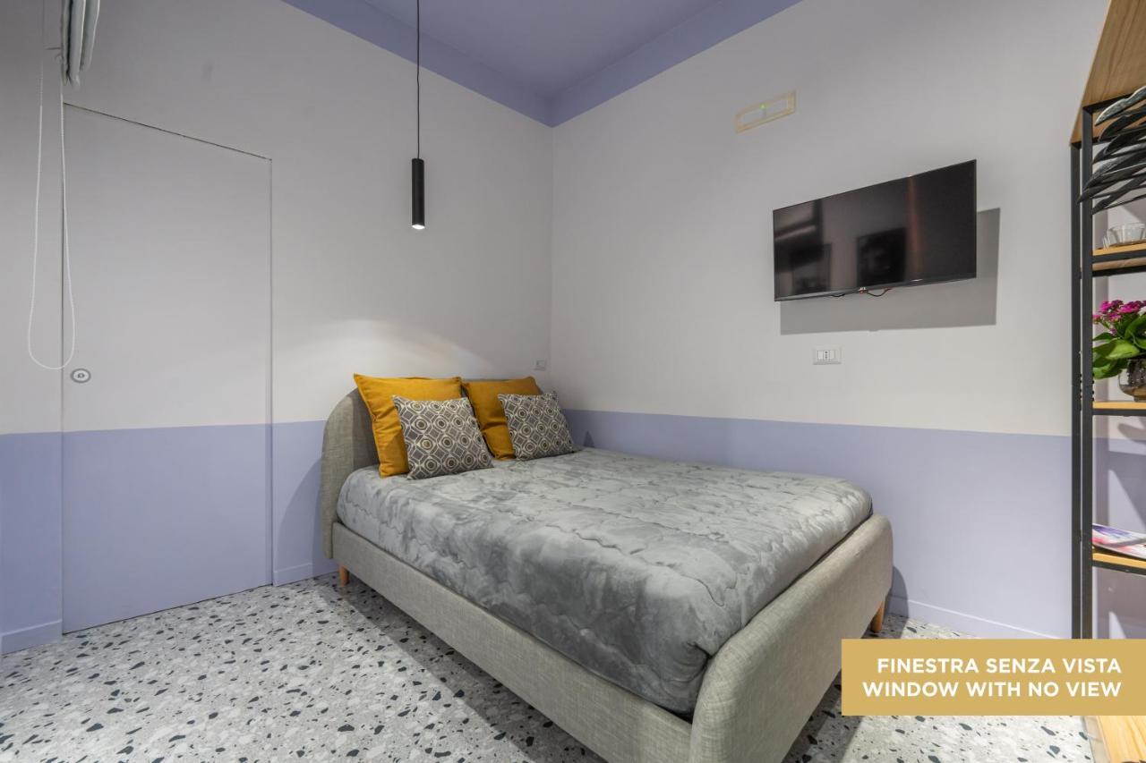 Teatro Toledo 272 Bed & Breakfast Napoli Dış mekan fotoğraf