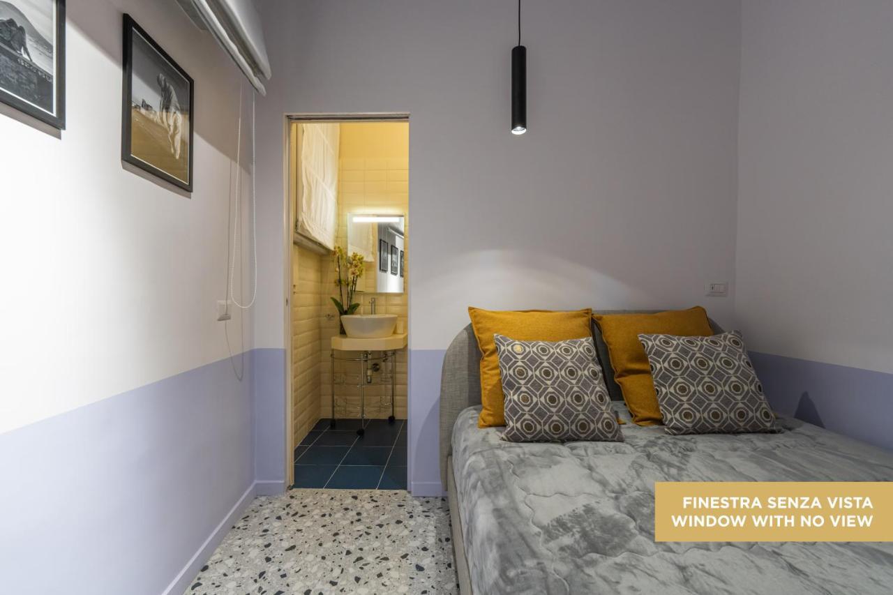 Teatro Toledo 272 Bed & Breakfast Napoli Dış mekan fotoğraf