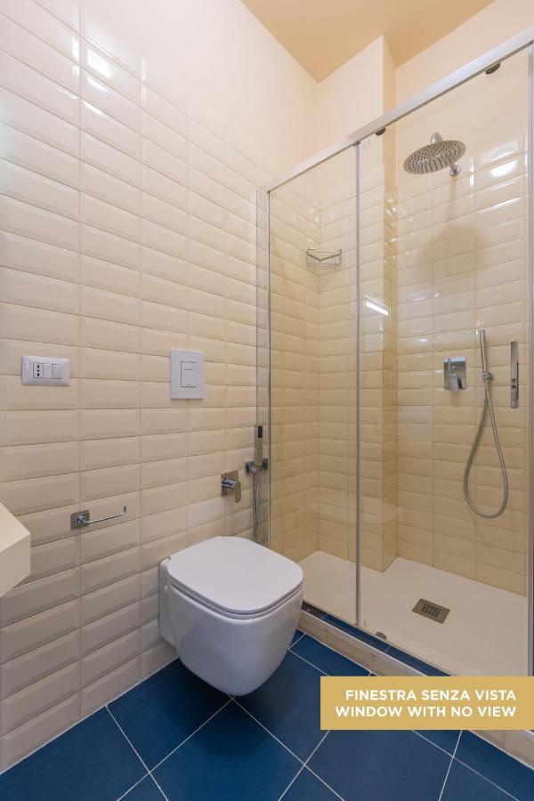 Teatro Toledo 272 Bed & Breakfast Napoli Dış mekan fotoğraf