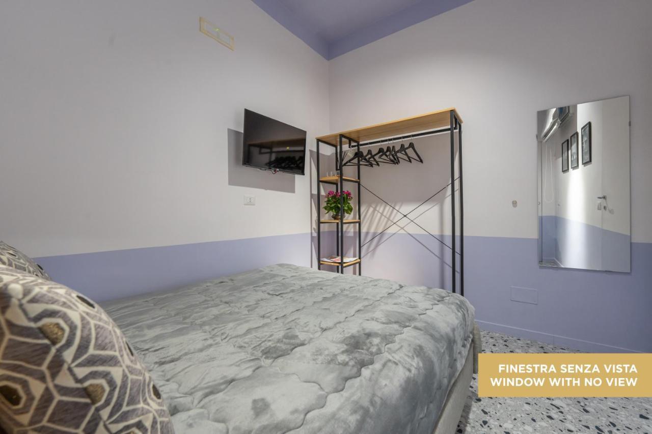 Teatro Toledo 272 Bed & Breakfast Napoli Dış mekan fotoğraf
